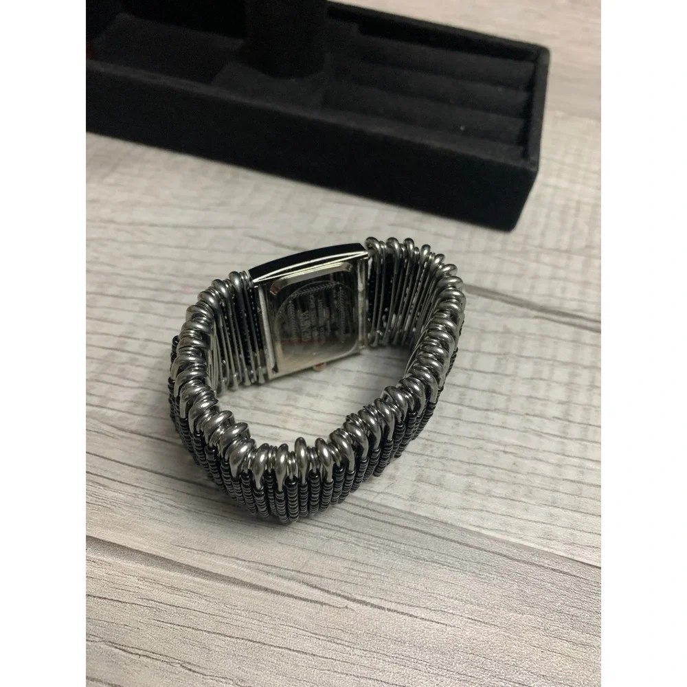 Geneva Womens Safety Pin Seed Bead Stretch Bracelet Watch Silver Black New 1545